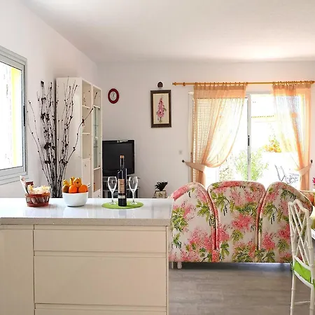 Anabel House With Private Pool בית נופש קיאו סלבאחה